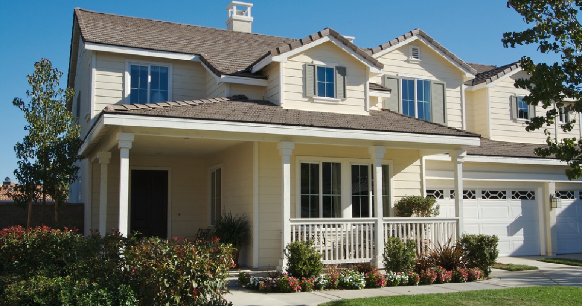 Do Desert Temperatures Warp Window Frames? What You Need to Know Before Buying